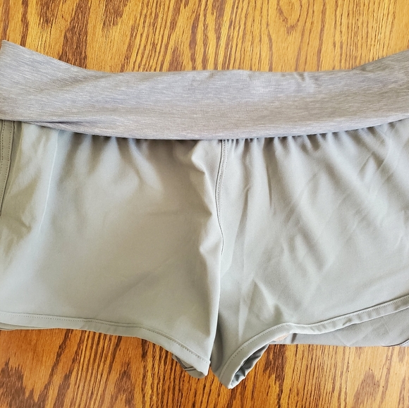 PRANA NWT SUNRIVER SHORTS SMALL SWIM - Picture 6 of 6
